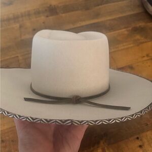 Gigi and pique hat